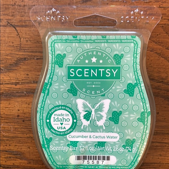 Scentsy Other - Scentsy Cucumber & Cactus Water Scent Wax Bar - Green